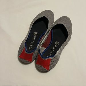 Rothy’s Ballet Flat Gray and White SHRUNK